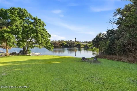 236 W Lake Ina Drive Winter Haven FL 33881