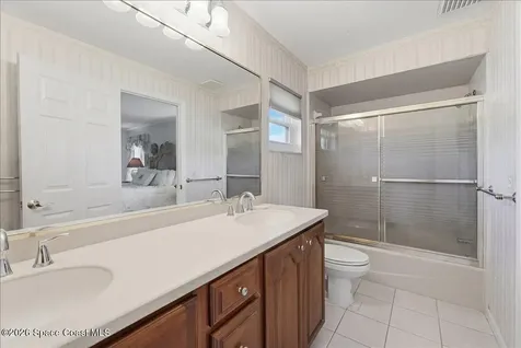 236 W Lake Ina Drive Winter Haven FL 33881