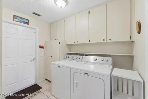 236 W Lake Ina Drive Winter Haven FL 33881