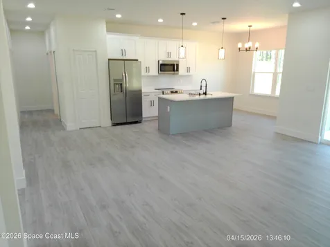 791 Reading Street SE Palm Bay FL 32909