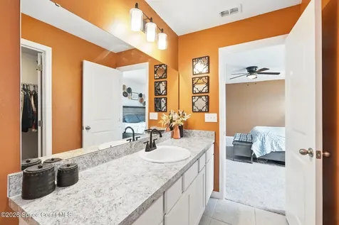 2024 Hemingway Circle Groveland FL 34736
