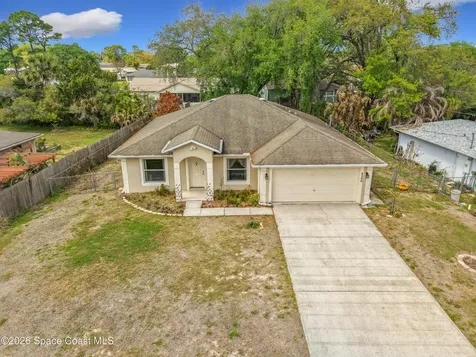4390 Ponds Drive Cocoa FL 32927