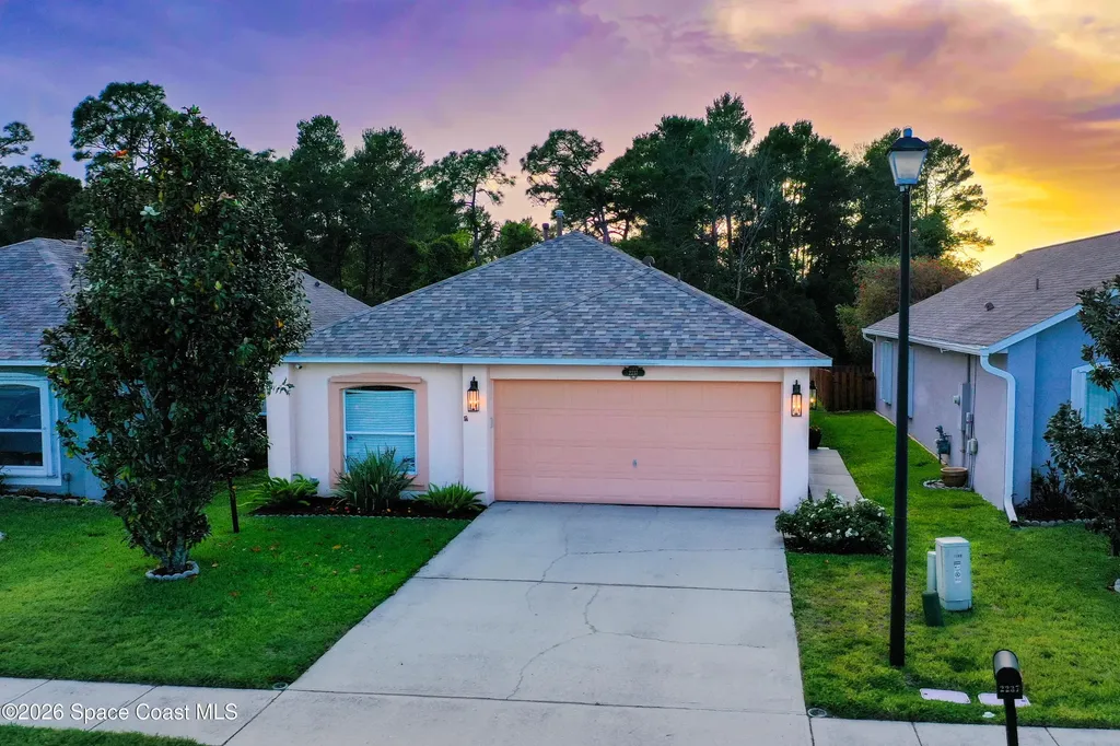 2237 Redwood Circle Palm Bay FL 32905