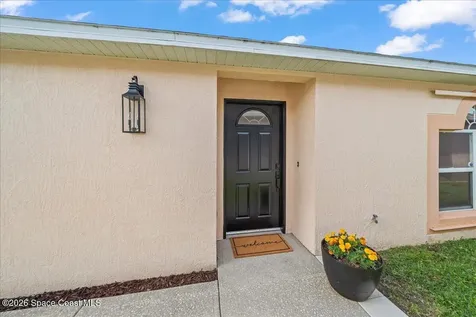 2237 Redwood Circle Palm Bay FL 32905