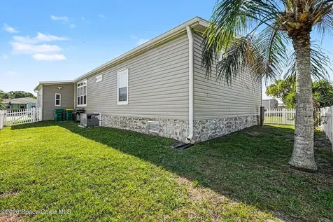 1067 Wren Circle Barefoot Bay FL 32976