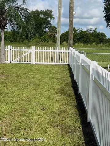 1067 Wren Circle Barefoot Bay FL 32976