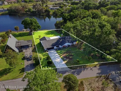 236 W Lake Ina Drive Winter Haven FL 33881