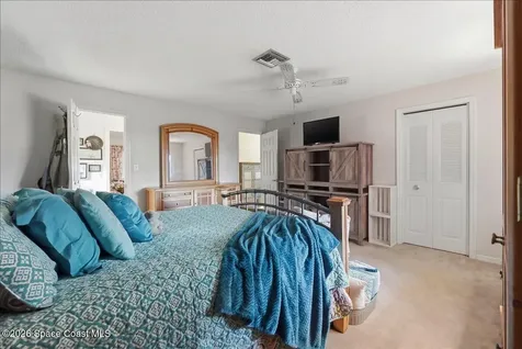 236 W Lake Ina Drive Winter Haven FL 33881