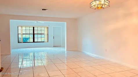 125 Kingsway Satellite Beach FL 32937
