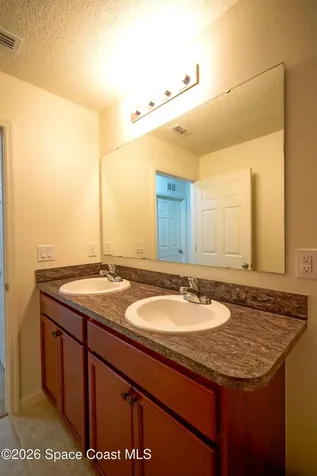 436 Great Falls Lane SW Palm Bay FL 32908