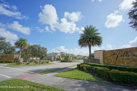 436 Great Falls Lane SW Palm Bay FL 32908