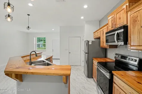 416 La Veta Drive West Melbourne FL 32904