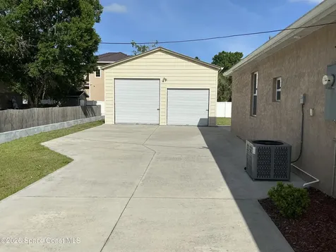 416 La Veta Drive West Melbourne FL 32904