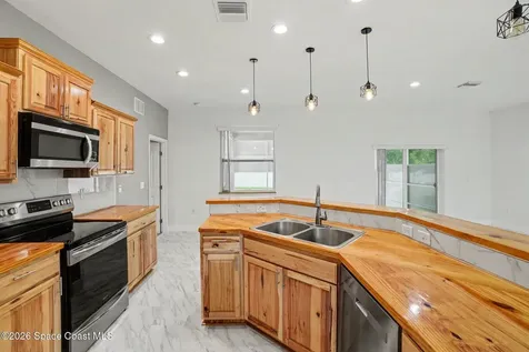 416 La Veta Drive West Melbourne FL 32904
