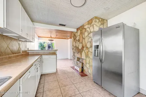 100 Tampa Avenue Indialantic FL 32903