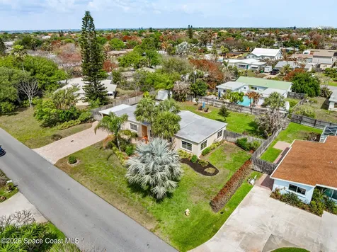 240 Avenida Central Indialantic FL 32903