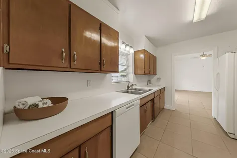 240 Avenida Central Indialantic FL 32903