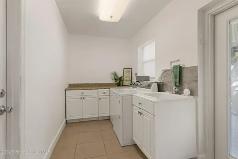 240 Avenida Central Indialantic FL 32903