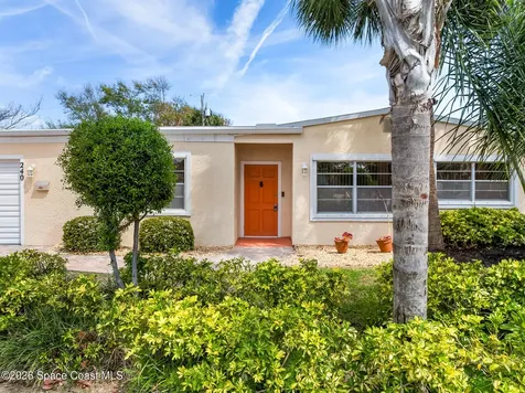 240 Avenida Central Indialantic FL 32903