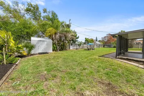 240 Avenida Central Indialantic FL 32903