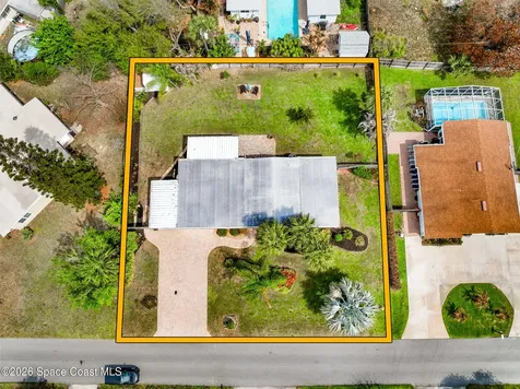 240 Avenida Central Indialantic FL 32903