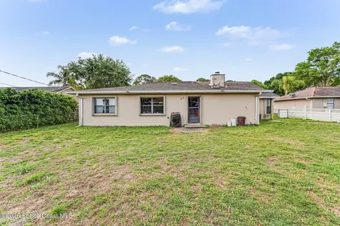 1727 Hazelton Street NW Palm Bay FL 32907