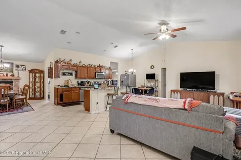 1727 Hazelton Street NW Palm Bay FL 32907