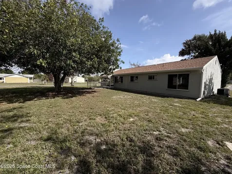 1256 Dawn Street NE Palm Bay FL 32905