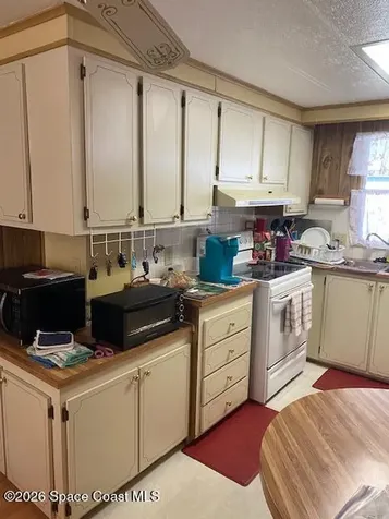 533 Ruth Circle Melbourne FL 32904
