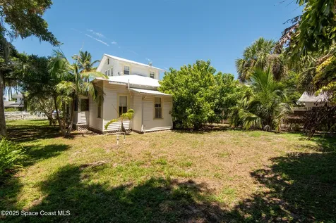 2101 Vernon Place Melbourne FL 32901