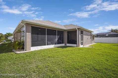 181 Brandy Creek Circle SE Palm Bay FL 32909
