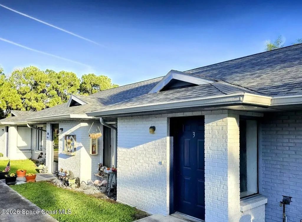 499 Thor Avenue SE Palm Bay FL 32909