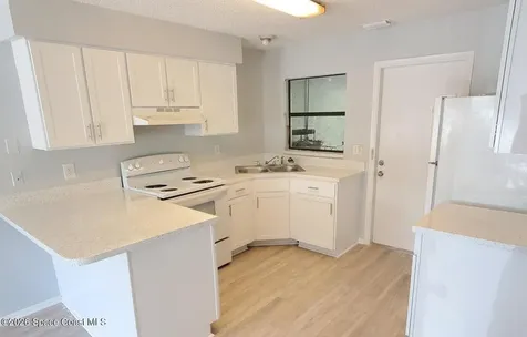 499 Thor Avenue SE Palm Bay FL 32909