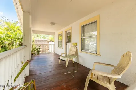 2013 Vernon Place Melbourne FL 32901