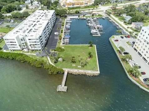5011 Dixie Highway NE Palm Bay FL 32905