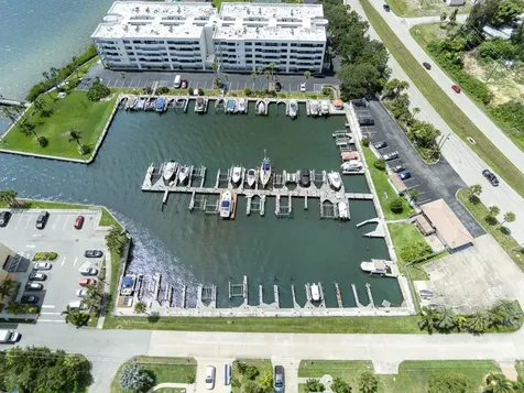 5011 Dixie Highway NE Palm Bay FL 32905
