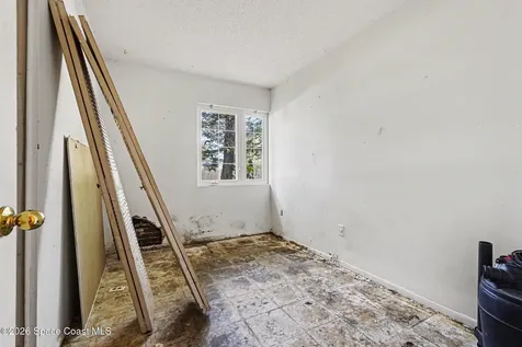 965 Vignoles Avenue NE Palm Bay FL 32905