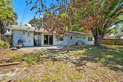 965 Vignoles Avenue NE Palm Bay FL 32905