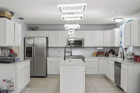 2771 Snapdragon Drive NW Palm Bay FL 32907