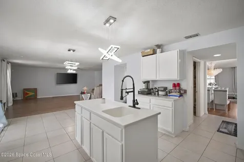 2771 Snapdragon Drive NW Palm Bay FL 32907