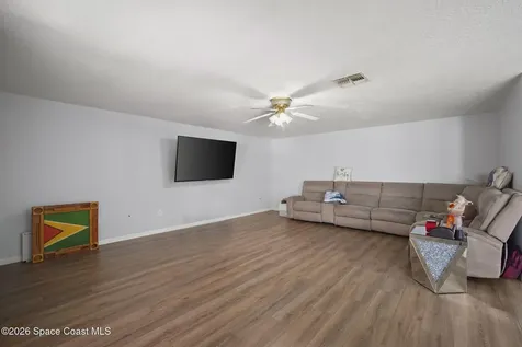 2771 Snapdragon Drive NW Palm Bay FL 32907