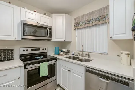 120 Summer Place Merritt Island FL 32953