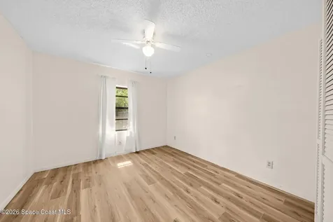 221 Seahorse Circle SE Palm Bay FL 32909