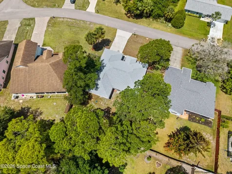 221 Seahorse Circle SE Palm Bay FL 32909