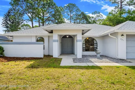 221 Seahorse Circle SE Palm Bay FL 32909