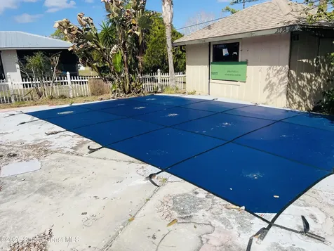 702 Lake Drive Sebastian FL 32958