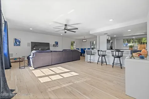 1274 Cimarron Circle NE Palm Bay FL 32905