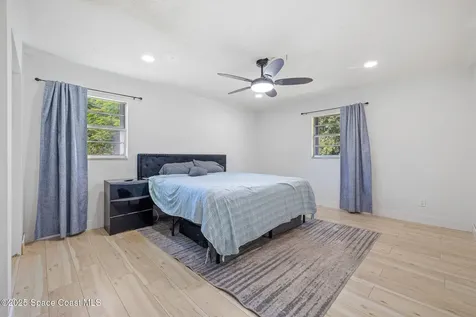 1274 Cimarron Circle NE Palm Bay FL 32905
