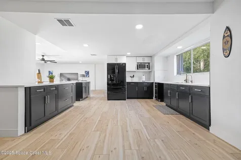 1274 Cimarron Circle NE Palm Bay FL 32905