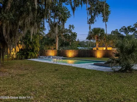 1274 Cimarron Circle NE Palm Bay FL 32905